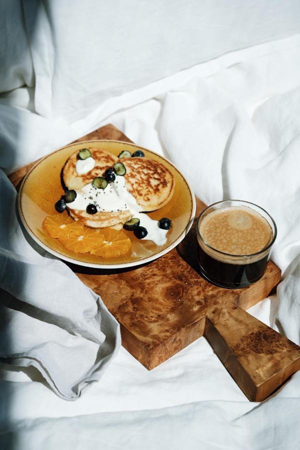 Kind Of Oj Bed & Breakfast Брюж Екстериор снимка